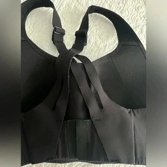 COPY - Lululemon Air  Support Bra 34D - Picture 3 of 7